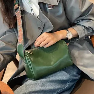 2024 yeni moda hakiki deri yastık çanta kadın yönlü Retro yumuşak deri omuz Crossbody çanta