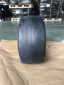 Press On Tire 18x7x12 1/<b>8</b> With Steel <b>Ring</b> New for Manufacturing Plant Use - Product Image 4