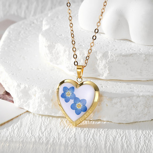 Heart <b>Locket</b> Necklace Handmade Pressed Dried Flower Resin Photo <b>Locket</b> Pendant Gold Plated Floral Memory Necklace For Women - Product Image 5