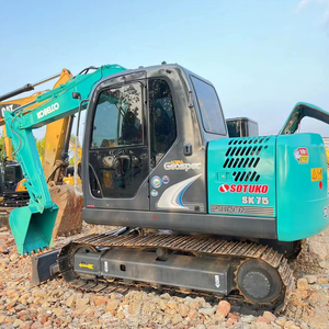 รถขุดมือสองจากญี่ปุ่น Kobelco SK75 รถขุดไฮดรอลิกแบบตีนตะขาบขนาดกะทัดรัด เหมาะสำหรับพื้นที่แคบ ประหยัดน้ำมัน สำหรับงานก่อสร้าง - Product Image 1