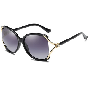 Gafas de Sol Extra Grandes de Moda 2026 para Mujer, Montura Roja con Protección UV400 y <span class=keywords><strong>Lentes</strong></span> Polarizadas - Product Image 2