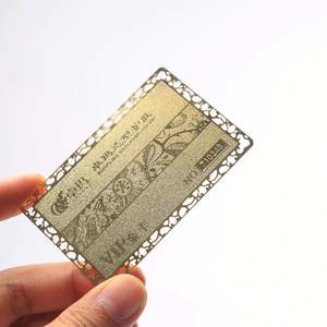 Tarjetas de Visita Metálicas Personalizadas con Diseño Moderno, Grabadas con Láser y Arenadas, Tarjetas de Visita de Aluminio Rojo Anodizado Vacías para - Product Image 3