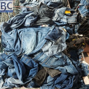 Pantaloni in Denim usati durevoli più venduti ideali per la distribuzione all'ingrosso e l'esportazione sul mercato internazionale - Product Image 4