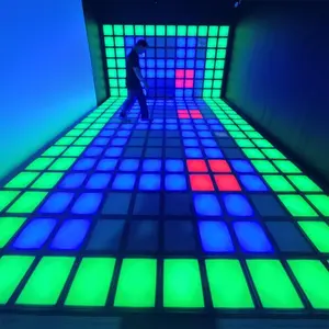 الاتجاهات الجديدة تشغيل أضواء المربعات التفاعلية لعبة أرضية ليد النشطة لعبة أرضية ليد لغرفة الألعاب
