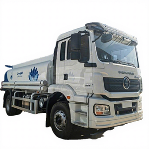Camion-citerne à huile Shacman de haute qualité 4x2 6 roues 15CBM Camion-citerne à carburant diesel à vendre - Product Image 3