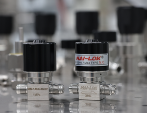 Régulateur haute pression NAI LOK 3500 PSI UHP, régulateur à diaphragme monophasé en acier inoxydable SS316L avec connexion à joint métallique <span class=keywords><strong>1</strong></span>/<span class=keywords><strong>4</strong></span> - Product Image 4