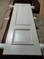 Porte intérieure moderne minimaliste en MDF laqué blanc à grain de bois avec isolation phonique pour chambre, école, hôpital