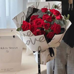 บรรจุภัณฑ์วันวาเลนไทน์ กันน้ำ พีวีซีสองด้าน รีไซเคิลได้ กระดาษห่อดอกไม้ ยี่ห้อ JIEMI ขนาด 56x56 ซม. - Product Image 4