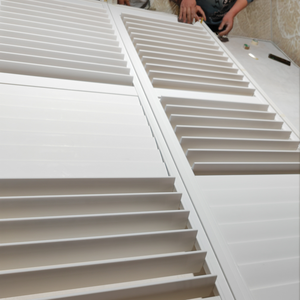 Vente en gros d'usine : Volets intérieurs traditionnels en bois, style à ouverture horizontale, écologiques, durables, excellente transmission de la lumière - Product Image 2