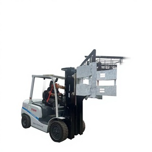Montacargas diésel TCM usado de segunda mano Fd30 7fd50 con 3 etapas, fabricado en Japón, TCM Komatsu Mitsubishi, 3 toneladas con abrazadera - Product Image 1