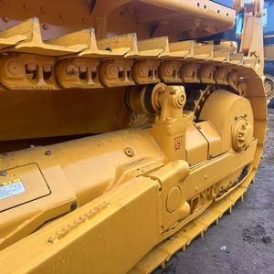 Bulldozer Shantui SD32 con Orugas Amarillas, Capacidad de Aplicación de Asfalto de 6m³, Equipo de Construcción de Uso Pesado - Product Image 4