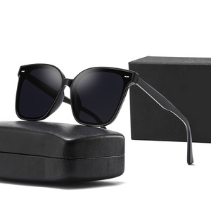 Gafas de sol para mujer Gm Sa206 Pc Frame Uv400 con lentes polarizadas tipo 3 para conducir y protegerse del sol - Product Image 4