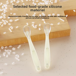 Cuchara <span class=keywords><strong>de</strong></span> Silicona Suave para Bebés, Vajilla Infantil para Aprender a Comer, Venta al por Mayor Jiayi - Product Image 2