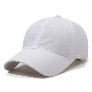 Casquette de baseball classique personnalisable, maille respirante, texte et logo imprimés en relief, fermeture à boucle en cuivre doré, plusieurs couleurs - Product Image 1