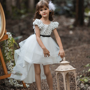 Vestido de niña de las flores de tul blanco con cuello redondo y corte en A con cola para boda o actuación - Product Image 1