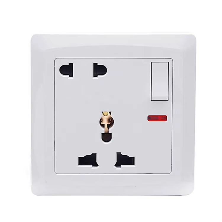 Multifunctional 5 Pin Switched Electric Light Wall Power Electric Socket and Switch Universal Socket Electric Socket
