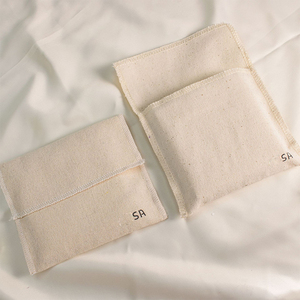 Pochette cadeau en velours de coton biologique certifié GOTS, qualité OEM, avec logo personnalisé imprimé, pour bijoux, chaussures ou sacs à main - Product Image 5