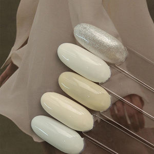 Vernis à ongles en gel de base nuageux à 5 couleurs de AILANUO - TPO Hema - gel à ongles UV sans hema pour la production OEM et ODM. - Product Image 3