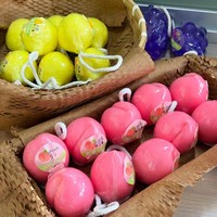Savons Artisanaux Faits Main en Formes de Fruits Réalistes avec Cordon de Suspension - Fraise, Raisin, Citron - Savons Nettoyants - Emballage Cadeau Personnalisé