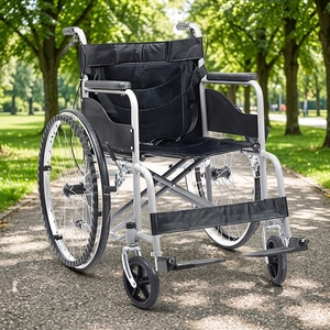 Fauteuil roulant manuel pliable en acier au carbone portable pour les personnes âgées, utilisation en extérieur et en voyage - Product Image 1