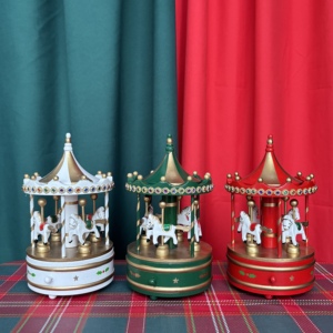 Caixa de Música Grande de Madeira com Carrossel, Criativa, com Bailarina, Presentes de Casamento e Aniversário, Padrão de Coração, Mecanismo de Corda, Importado - Product Image 1