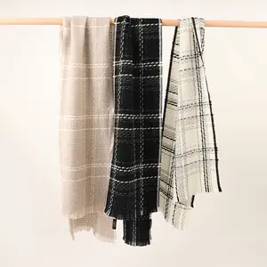 Women's Plaid Pattern Raw Trimmed Wool Scarf Unisex Designer Thick Warm Soft Woolen Scarf