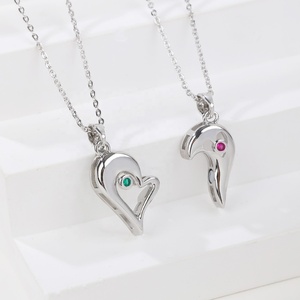 Wholesale the Latest Fashion Couple's Heart Magnetic Clasp <b>Necklace</b> Wholesale Vintage Female Jewelry Set for Gift Party Wedding - Product Image 3