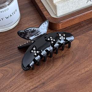 مشابك شعر أنيقة من الأسيتات بتصميم فراشة مزينة بالأحجار الكريمة للفتيات من YJL - Product Image 6