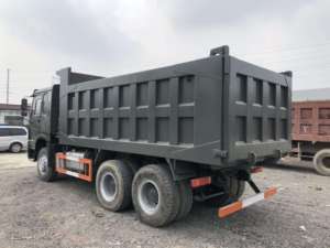 รถดัมพ์ Howo 6x4 ยูโร 2 ดีเซล รถดัมพ์เหมืองใหม่ 10 ล้อ รถบรรทุกเทท้าย 11-20 ตัน พวงมาลัยซ้าย กล้องมองหลัง 251-350 แรงม้า 6-8 ลิตร - Product Image 4