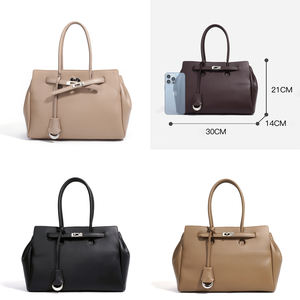 Sac à main de luxe pour femme en cuir véritable, grande capacité, porté épaule ou sous le bras, idéal pour le bureau et les trajets quotidiens – Collection 2026 OEM/ODM, vente en gros personnalisée - Product Image 2