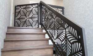 ประตูเหล็กยูโร ดีไซน์ฝรั่งเศสใหม่ บันไดเหล็กแข็งแรง ขนาด 14x14 มม. ผลิตในเวียดนาม รับประกัน 3 ปี - Product Image 3