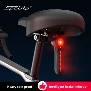 Feu arrière intelligent à détection de freinage pour vélo, alimenté par <span class=keywords><strong>batterie</strong></span>, pour vélos de route et VTT, avec avertissement de <span class=keywords><strong>charge</strong></span> - Product Image 2