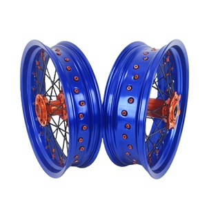 Pour le modèle <span class=keywords><strong>2023</strong></span> de TE/FE 125-501 FIT HUSKY style classique Supermoto Roues Taille de couleur personnalisée 16 17 pouces - Product Image 1