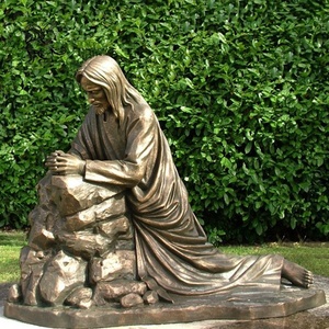 Statue de prière agenouillée grandeur nature en bronze coulé, Jésus, décoration personnalisée pour cimetière et église BLVE - Product Image 1