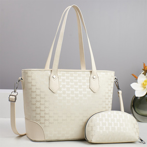 Foldable <b>Large</b>-capacity Travel Tote Bag Underarm Support Single Strap Hand-held Steamed Buns Mother - Product Image 2