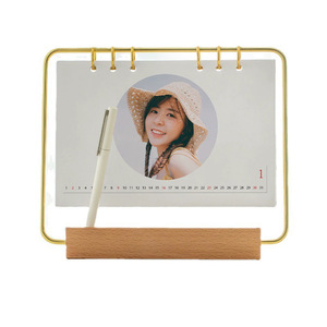 Calendario de Escritorio de Madera de Haya Echo 2026, Calendario de Mesa con Almacenamiento de Fotos, Hecho a Medida para Uso en el Hogar y la Oficina - Product Image 5