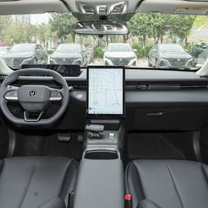 2023 2024 modelo Changan Eado <span class=keywords><strong>Plus</strong></span> 1,4 T 160HP bajo costo <span class=keywords><strong>de</strong></span> combustible gasolina coche Changan Eado <span class=keywords><strong>Plus</strong></span> en venta - Product Image 2