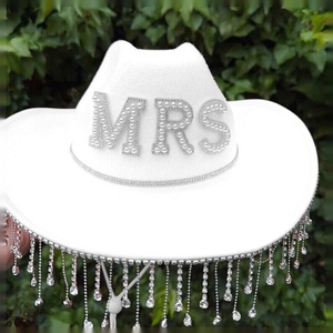 Chapeau de cowboy pour mariée avec franges en strass, décorations pour enterrement de vie de jeune fille (EVJF) sur le thème western et accessoires pour le dernier rodéo de Nashville - Product Image 3