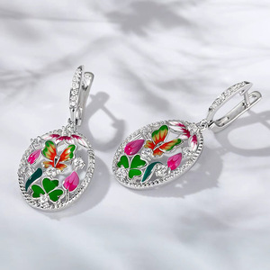 Pendientes de Gota con Circonita y Esmalte de Trébol de Mariposa para Mujer, Joyería Romántica y Elegante - Product Image 3