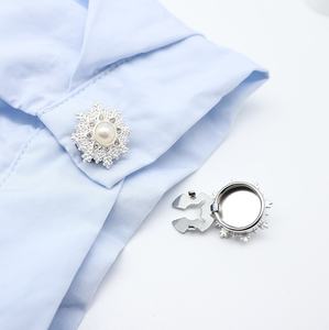 Cubrebotones de camisa de estilo moderno con diamantes incrustados, gemelos de metal con cierre de tortuga, material de hierro - Product Image 6