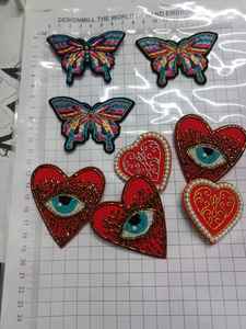 ชุดสะสมแพทช์ปักลายผีเสื้อและรูปหัวใจ - Product Image 3