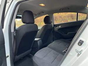 <span class=keywords><strong>Kia</strong></span> K3 modèle 2016, 1.6L manuelle GL, <span class=keywords><strong>prix</strong></span> ultra-bas, voitures d'occasion, bon état du véhicule - Product Image 5