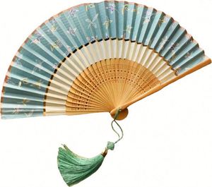 Prix direct usine Éventail pliant en bambou durable peint à la main en tissu de soie, style art populaire chinois, thème Amour, Saint-Valentin, Hunan - Product Image 1