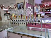 Dernière machine de remplissage de liquides murale et de bureau pour diffuseur d'huiles essentielles et de parfums, 12 bouteilles de 380 ml, personnalisable pour bar à parfums
