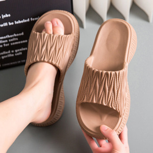 รองเท้าแตะไม้ Eva น่ารักสำหรับผู้หญิง รองเท้าแตะชายหาดแบบนุ่ม ใส่สบายสำหรับฤดูร้อน - Product Image 2