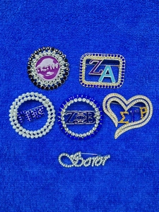 Apoye su Gamma Phi Delta AKA OES PHILO J16 Sorority Pearl Rhinestone Scholarship Broche Pin - Product Image 2