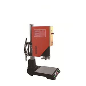 Modèle portable 2000W 3000W machine de moulage par soudure à ultrasons pour matériaux plastiques - Product Image 6