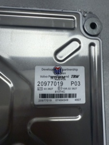 VO20977019 20977019 ECU ECMコントローラエンジンコントロールユニットモジュールボルボD13 D13A MP8エンジンFH4 FM13 FH16 D11 D12 D13用 - Product Image 4