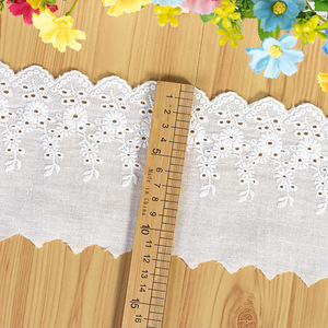 Fita de Renda Premium em Algodão com Bordado em Cores Múltiplas para Decoração de Roupas, Calçados e Bolsas - Product Image 4