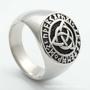 Yunnique VikingTotem Ring – bague rétro en acier inoxydable argenté pour hommes, bijoux de style punk, cadeau - Product Image 5